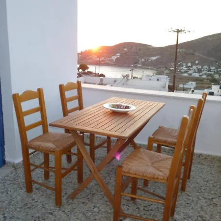 Vasilis Place Ii Иос