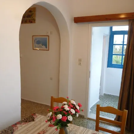 Vasilis Place Ii Gasthof Chora