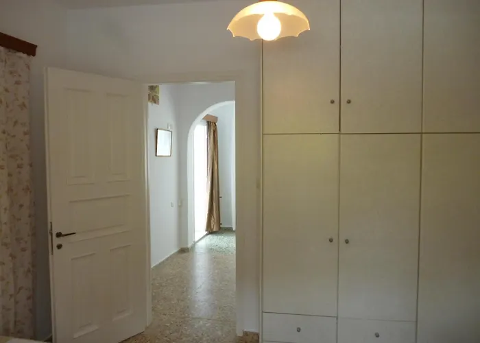 Vasilis Place Ii איוס חורה